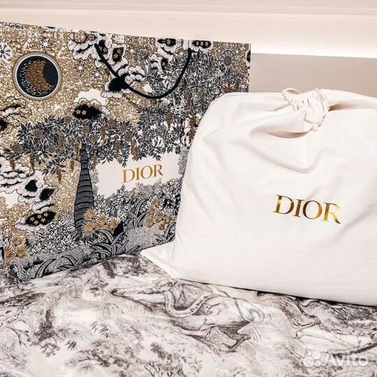 Покрывало на кровать диор dior плед