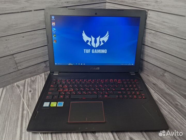 Asus FX63V i7 6700HQ/NV GTX1060