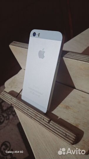 iPhone 5S, 16 ГБ