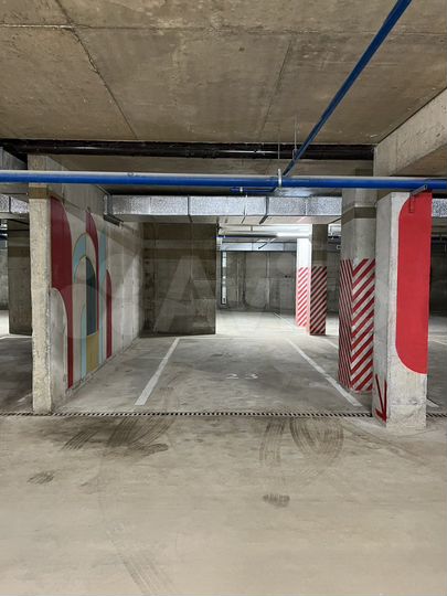Машиноместо, 30 м²
