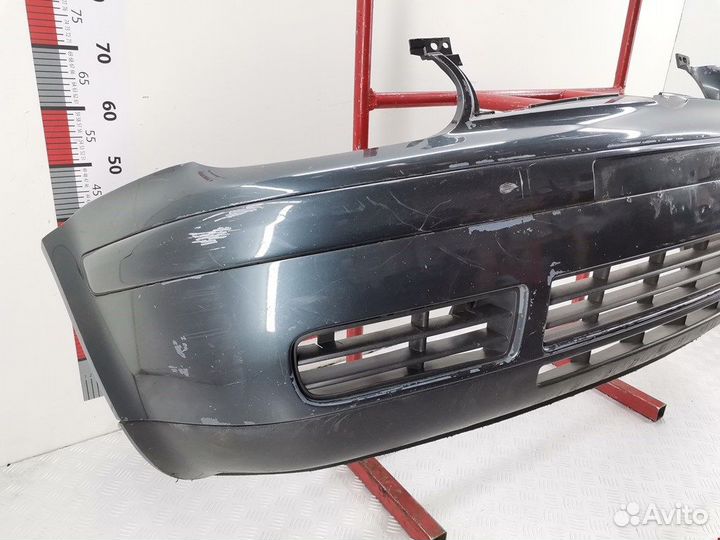 Бампер передний для Volkswagen Golf 4 1J0807217C