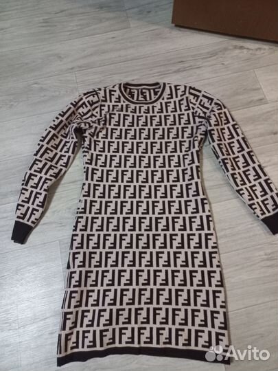 Платье трикотажное женское