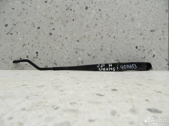 Поводок стеклоочистителя передний левый Hyundai So