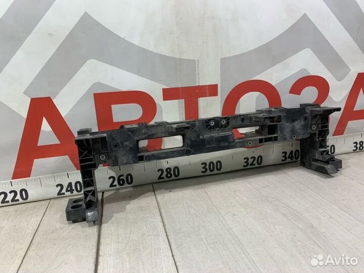 Рамка радиатора передняя Geely Monjaro KX11