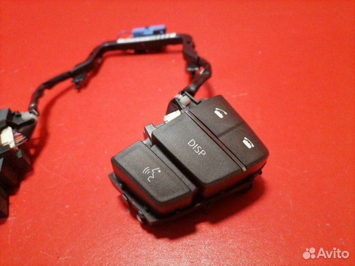 Блок кнопок на руль Lexus Lx570 URJ201L 3UR-FE