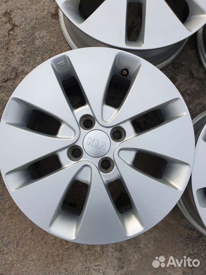 Литые оригинал Kia Hyundai r15 4х100