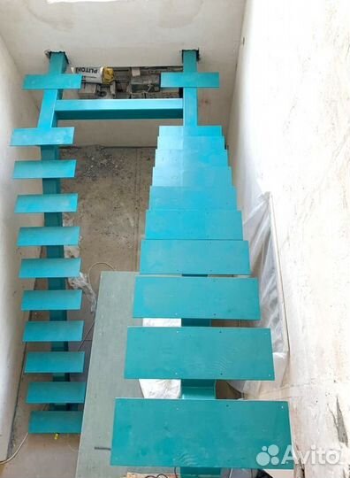 Изготовление лестниц, металлоконструкций