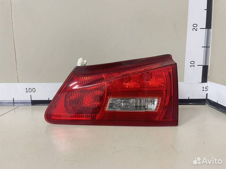 Фонарь задний внутренний правый Lexus IS 250/350 2