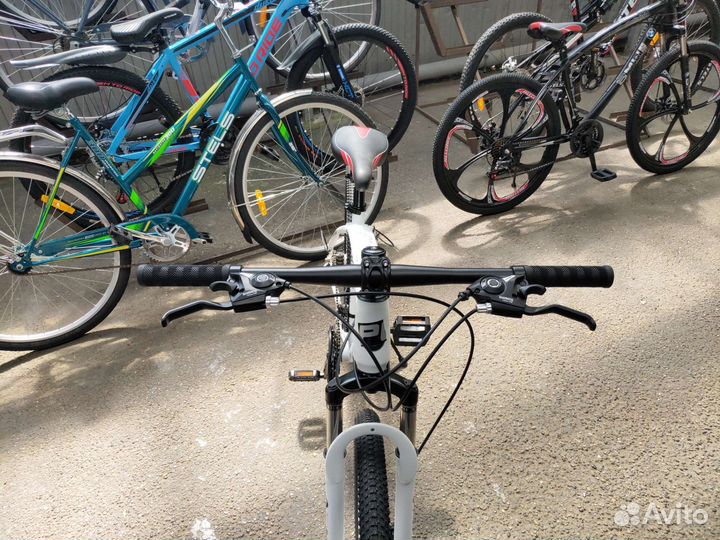 Велосипед на литых дисках