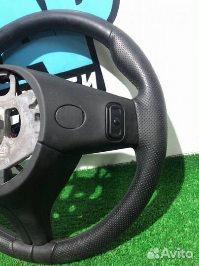 Руль Maserati Levante 1 поколение M161 2019г