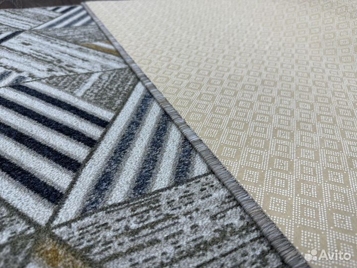 Палас 0.9х1.78 м