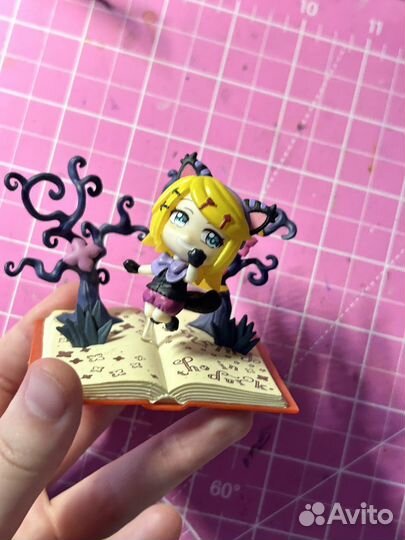 Фигурки на доставку