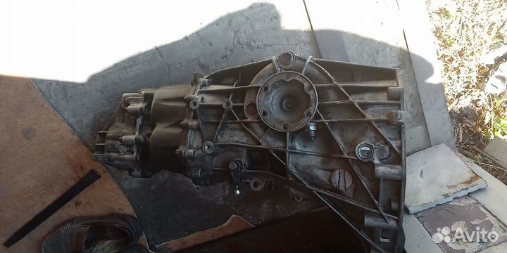 Ауди 100.44.кпп