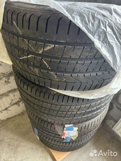 Pirelli P Zero 285/35 R22 107