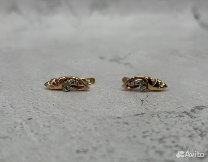 Золотые серьги