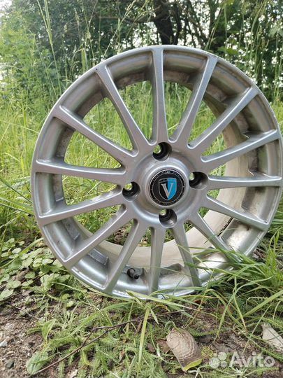 Литые диски r15 Venti 1507