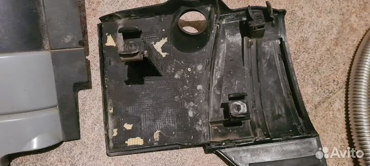 Крышка двигателя mercedes