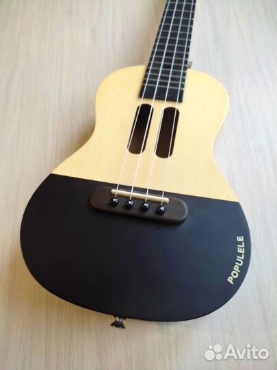 Гитара укулеле