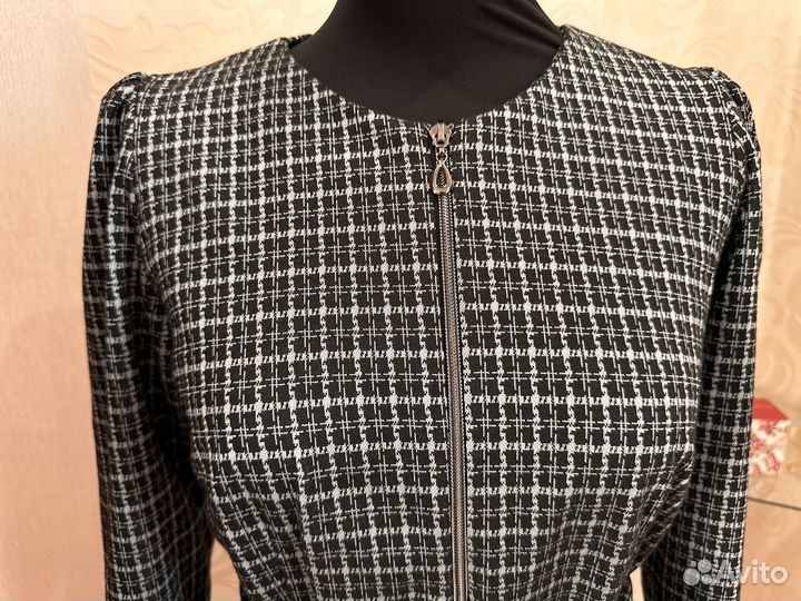 Платье с замком 46 48 Valentina