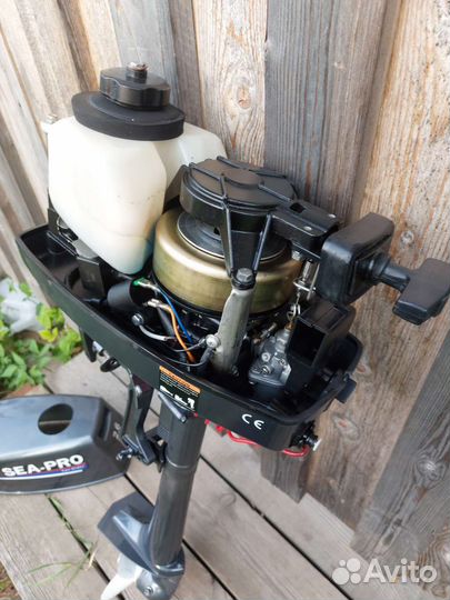 Лодочный мотор