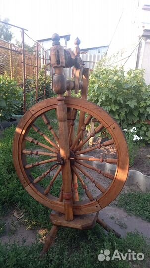 Прялка деревянная старинная