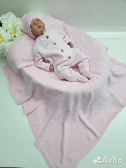 Комплект на выписку для новорожденной девочки