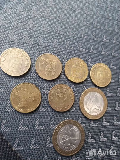 Монеты юбилейные 10 ки.и 2 биметалл