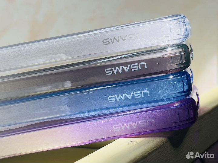 Силиконовый чехол на iPhone 14