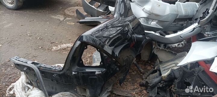 Заднее правое крыло nissan almera classic b10