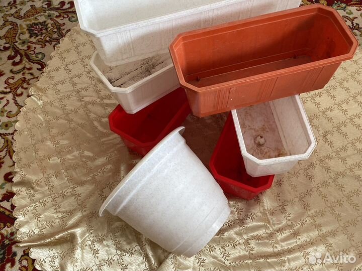 Цветочные горшки пластик для балкона