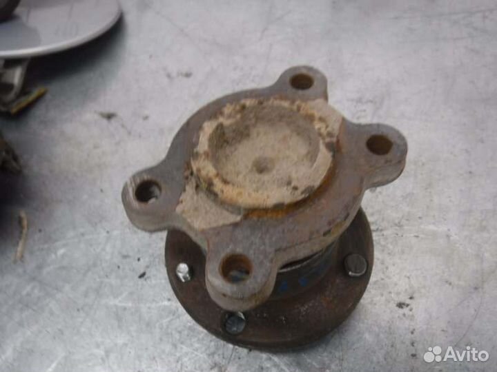 Ступица задняя правая Лада Калина 11194 2008