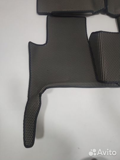 3D эва коврики c бортами Toyota Land Cruiser Prado 150