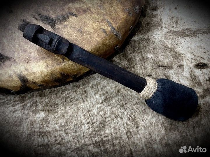 Колотушка для бубна, дух Моаи