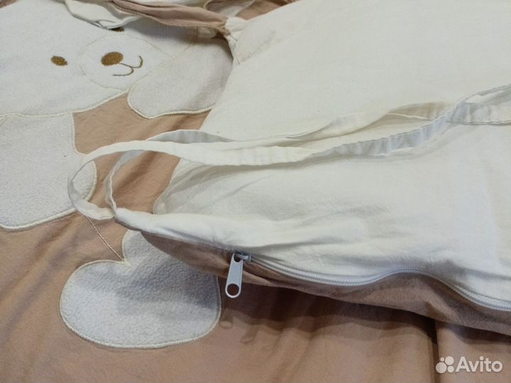 Бортики в кроватку постельное белье одеяло подушка