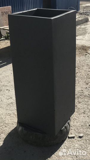 Клумба/Кашпо из бетона