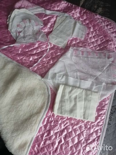 Комплект на выписку девочки