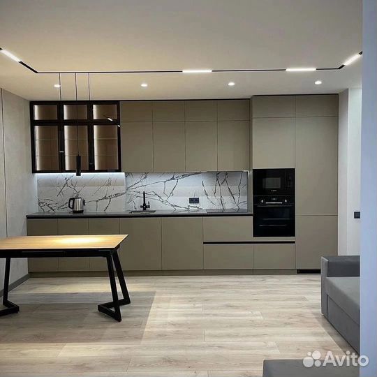 Кухня Островная в Потолок