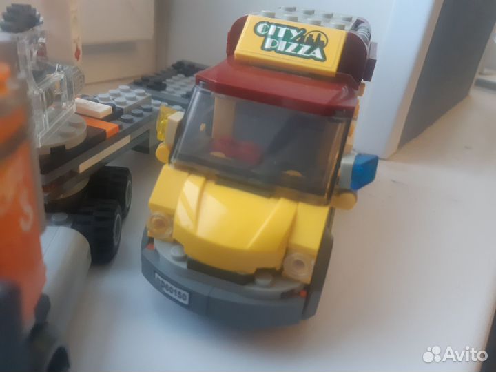 Lego игрушки