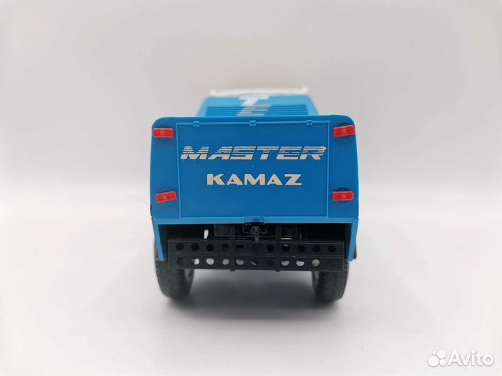 Модель автомобиля Kamaz Rally Master 1:43 Элекон