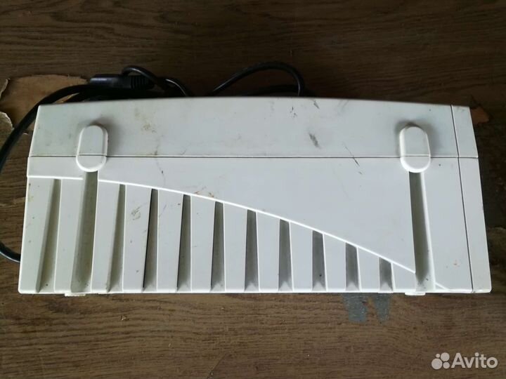 Источник бесперебойного питания