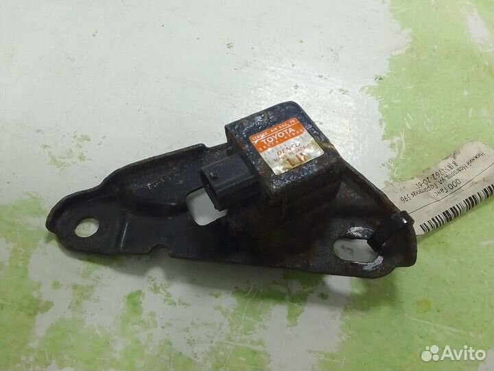 Датчик airbag Toyota Prius