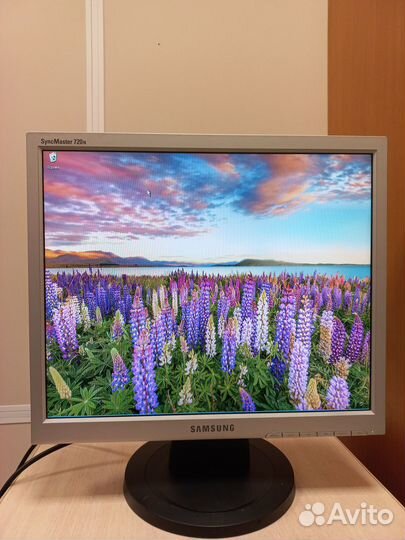 Монитор Samsung 17'' syncmaster 720n
