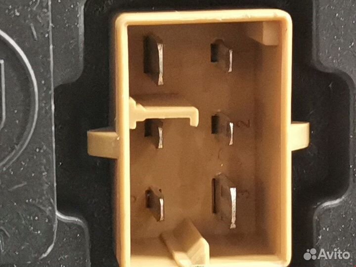 Моторчик печки для Volkswagen Passat 5 8D1820021B