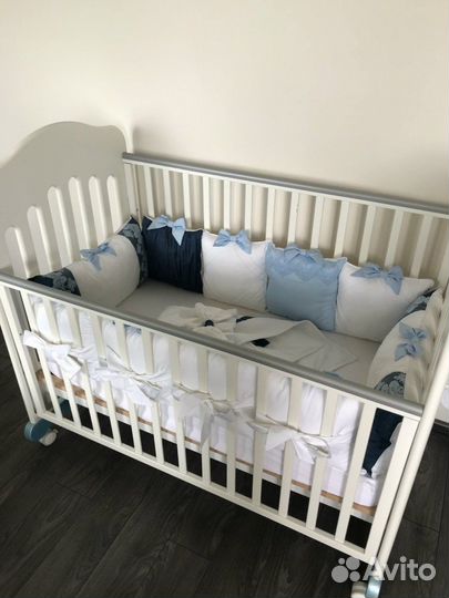 Бортики в кроватку