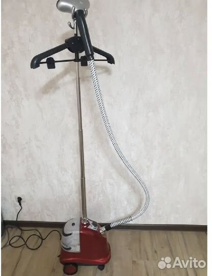 Отпариватель для одежды вертикальный