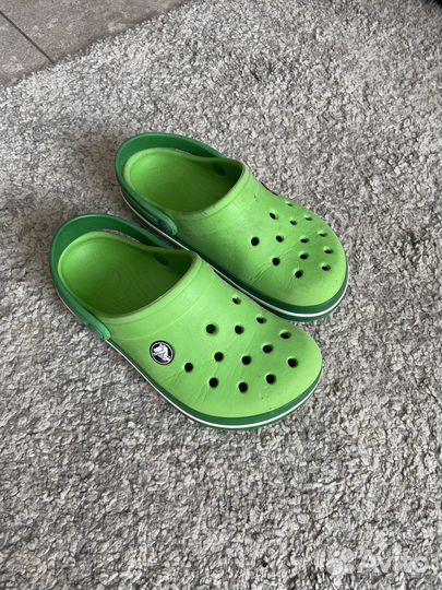 Crocs c12 13