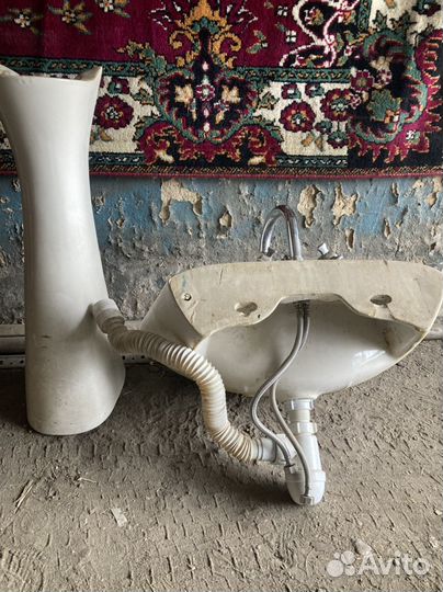 Раковина с пьедесталом бу