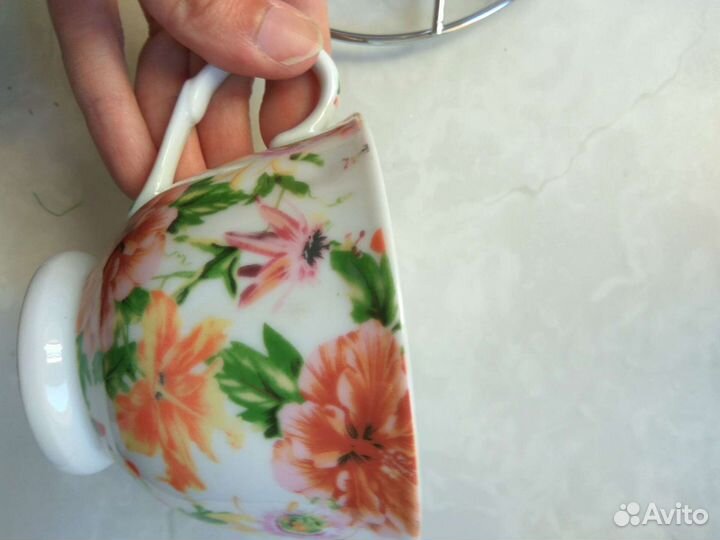 Новая пара чайная с подставкой