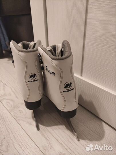 Коньки детские 33 размер