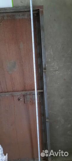 Дверь металлическая с секретным замком